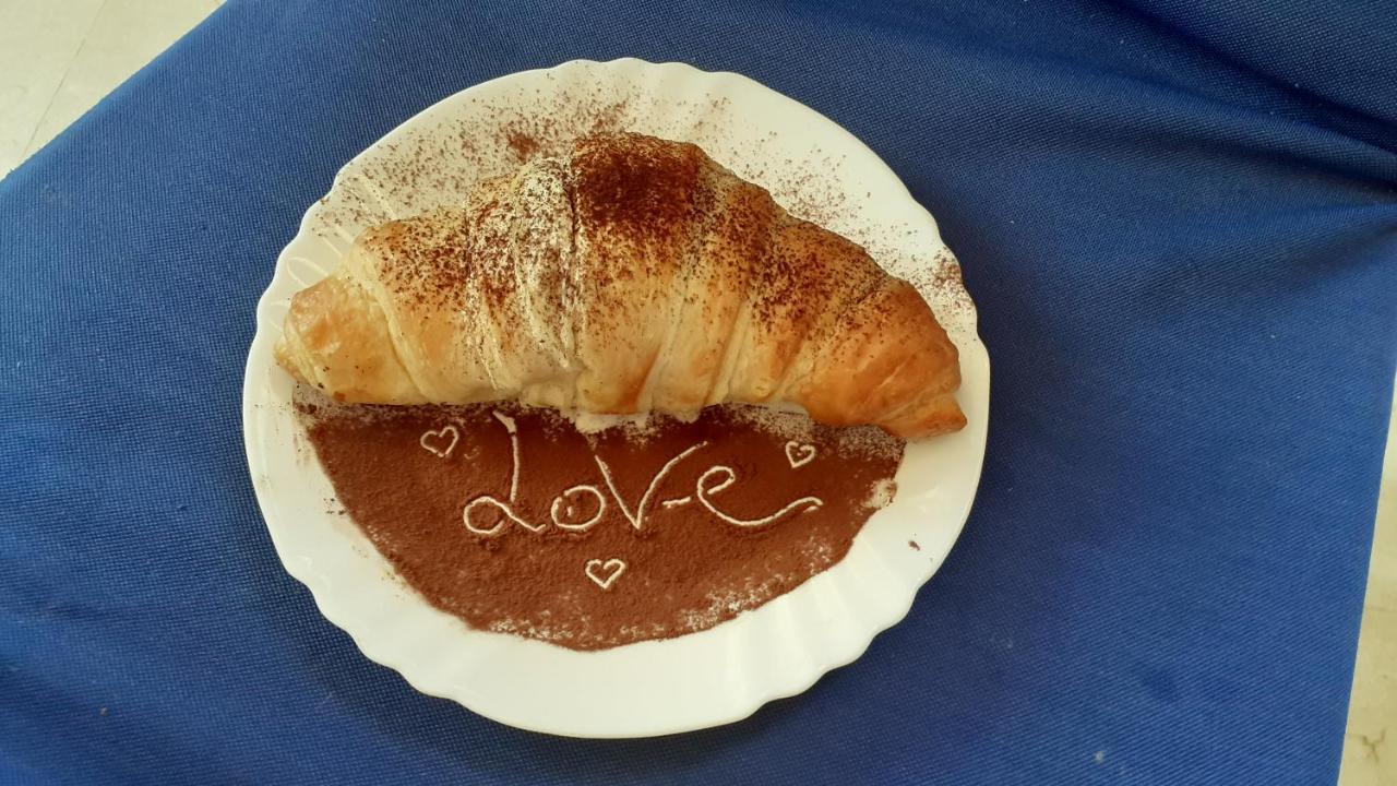 La Dependance Di Marcello Napoli Centro 호텔 외부 사진